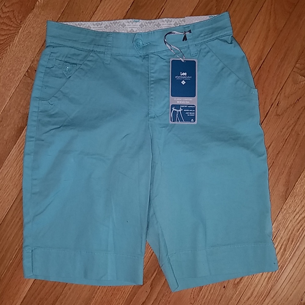 NEW Platinum label Lee Bermuda stretch shorts